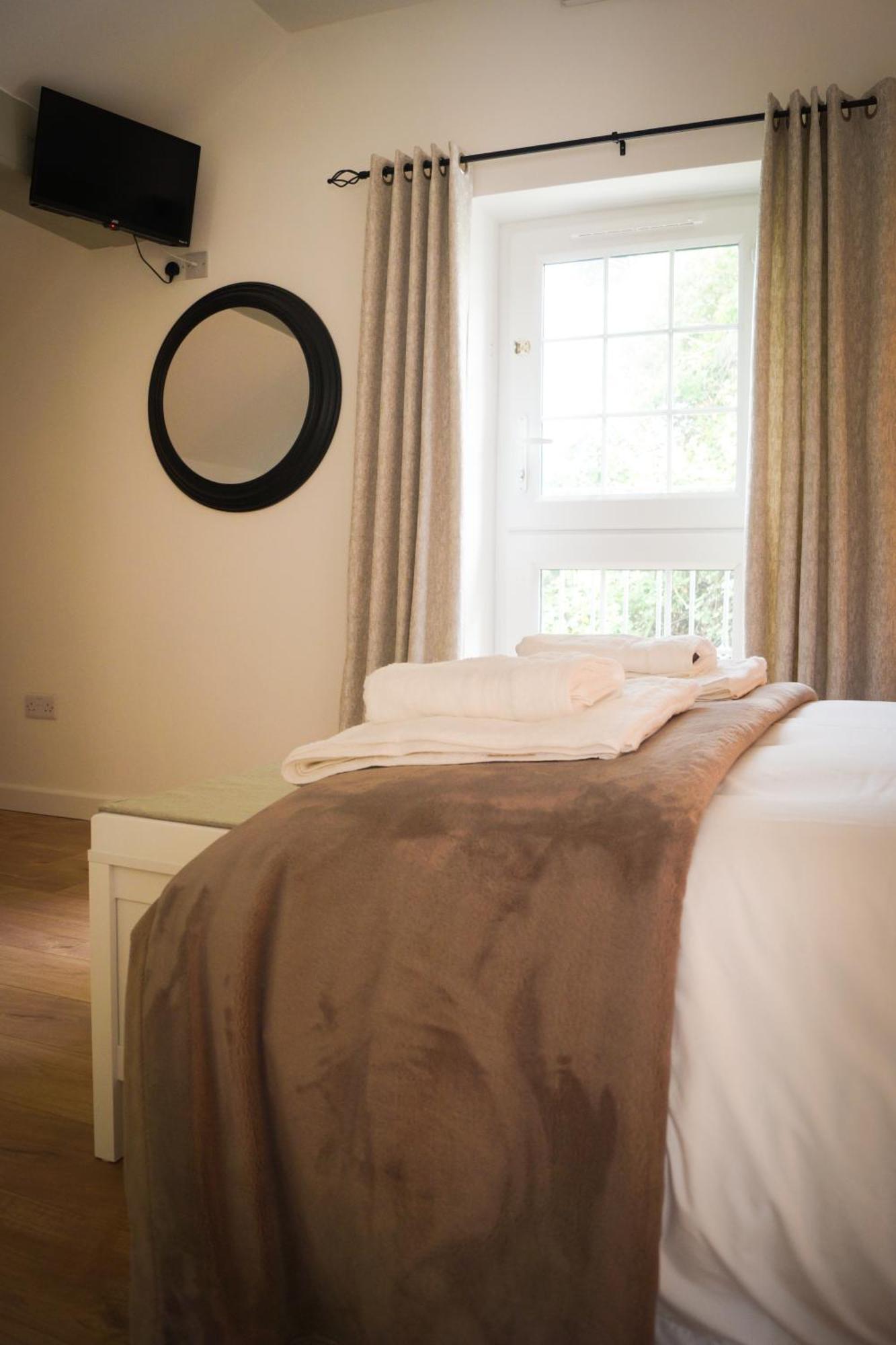Lemon Tree Rooms - Newly Refurbished Coastal Stay Swyre Kültér fotó
