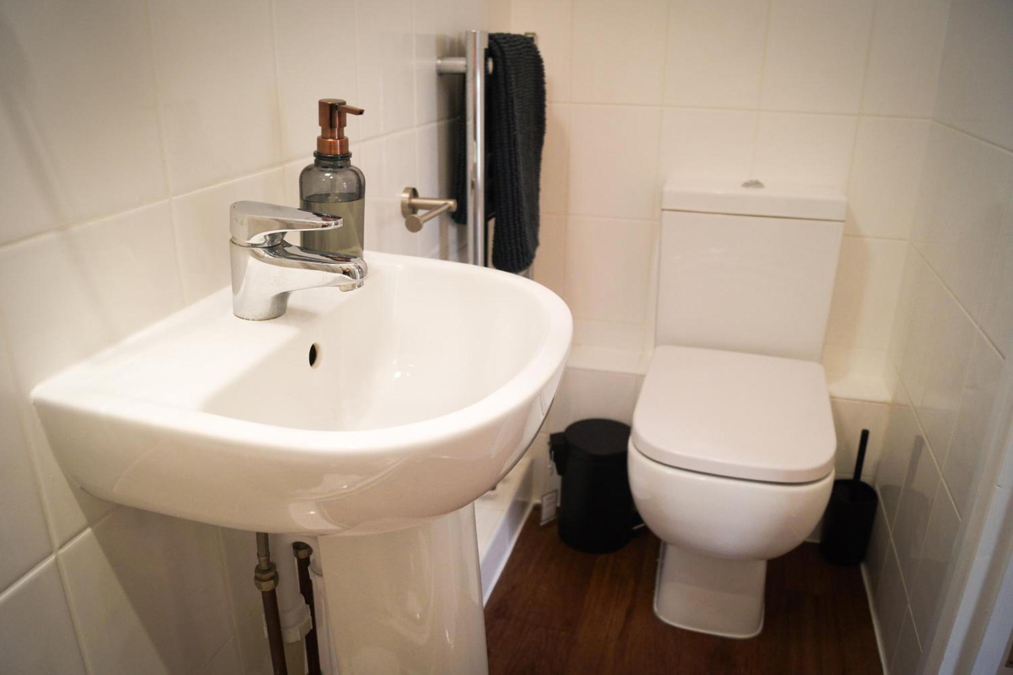 Lemon Tree Rooms - Newly Refurbished Coastal Stay Swyre Kültér fotó