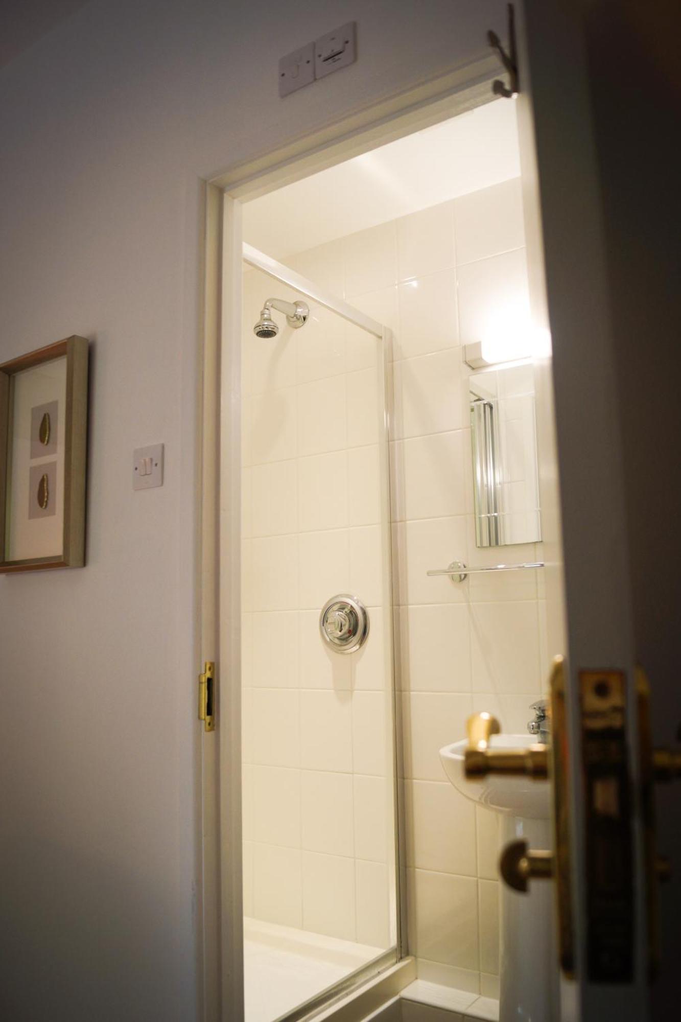 Lemon Tree Rooms - Newly Refurbished Coastal Stay Swyre Kültér fotó