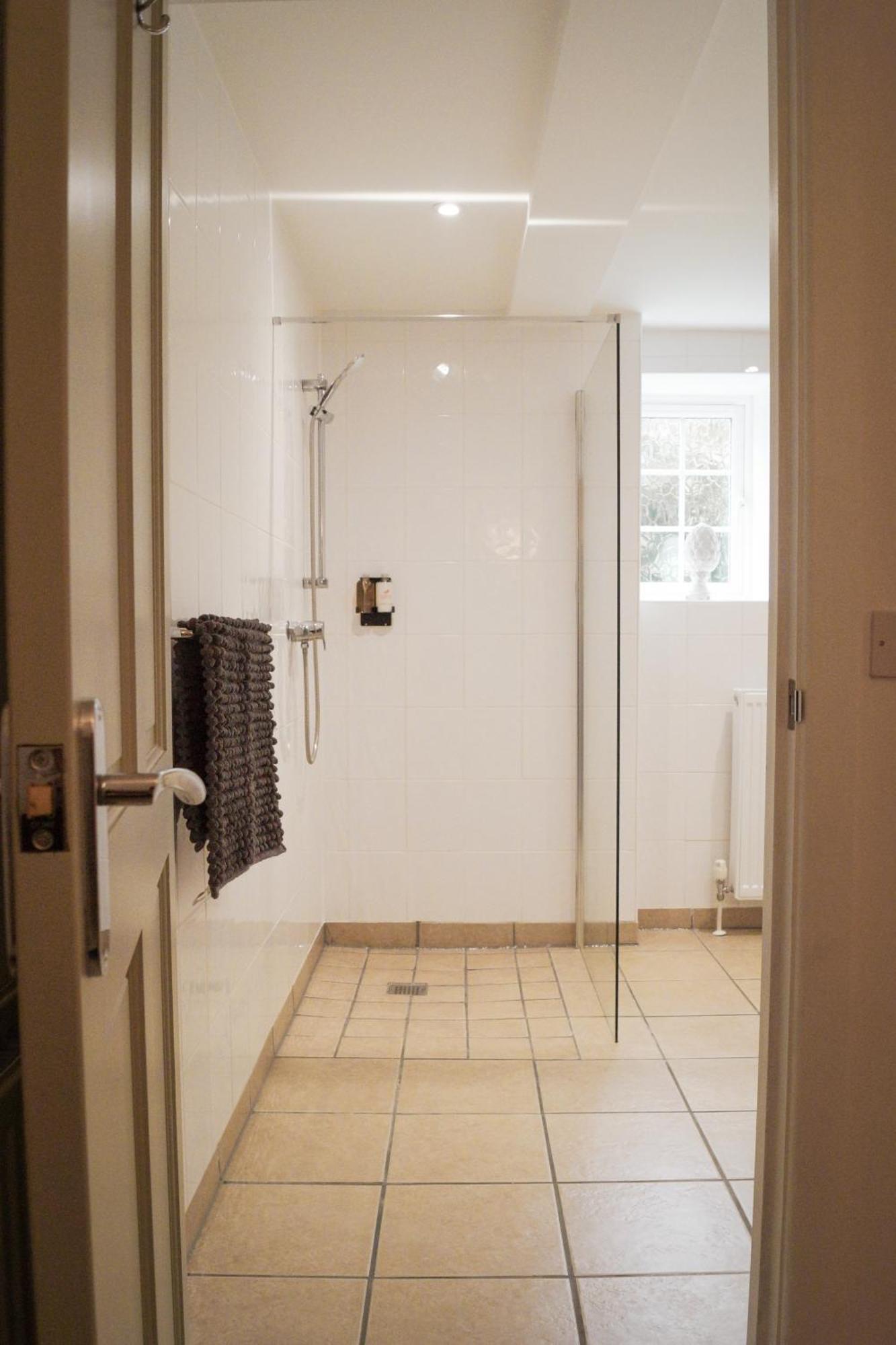 Lemon Tree Rooms - Newly Refurbished Coastal Stay Swyre Kültér fotó