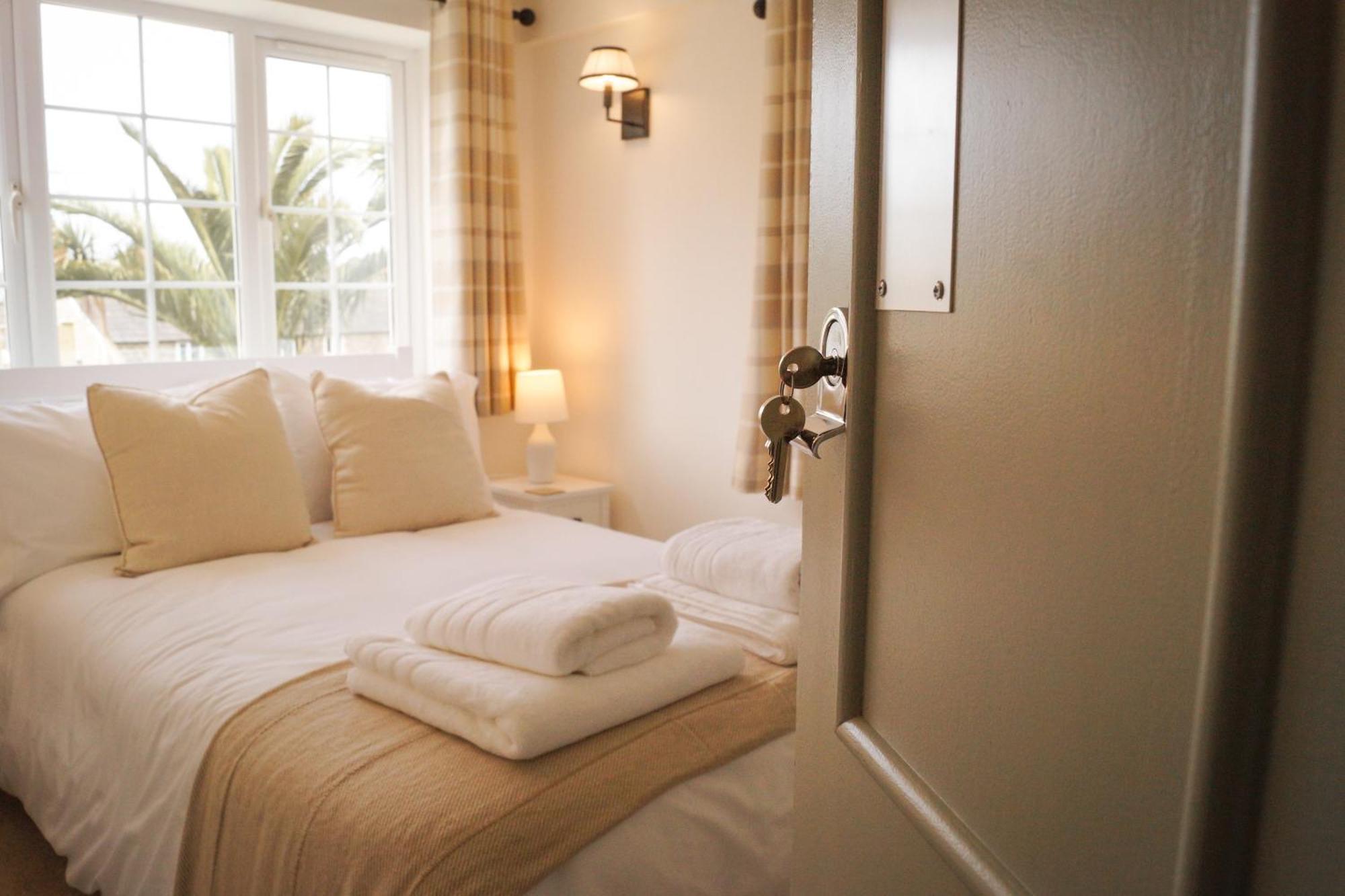 Lemon Tree Rooms - Newly Refurbished Coastal Stay Swyre Kültér fotó