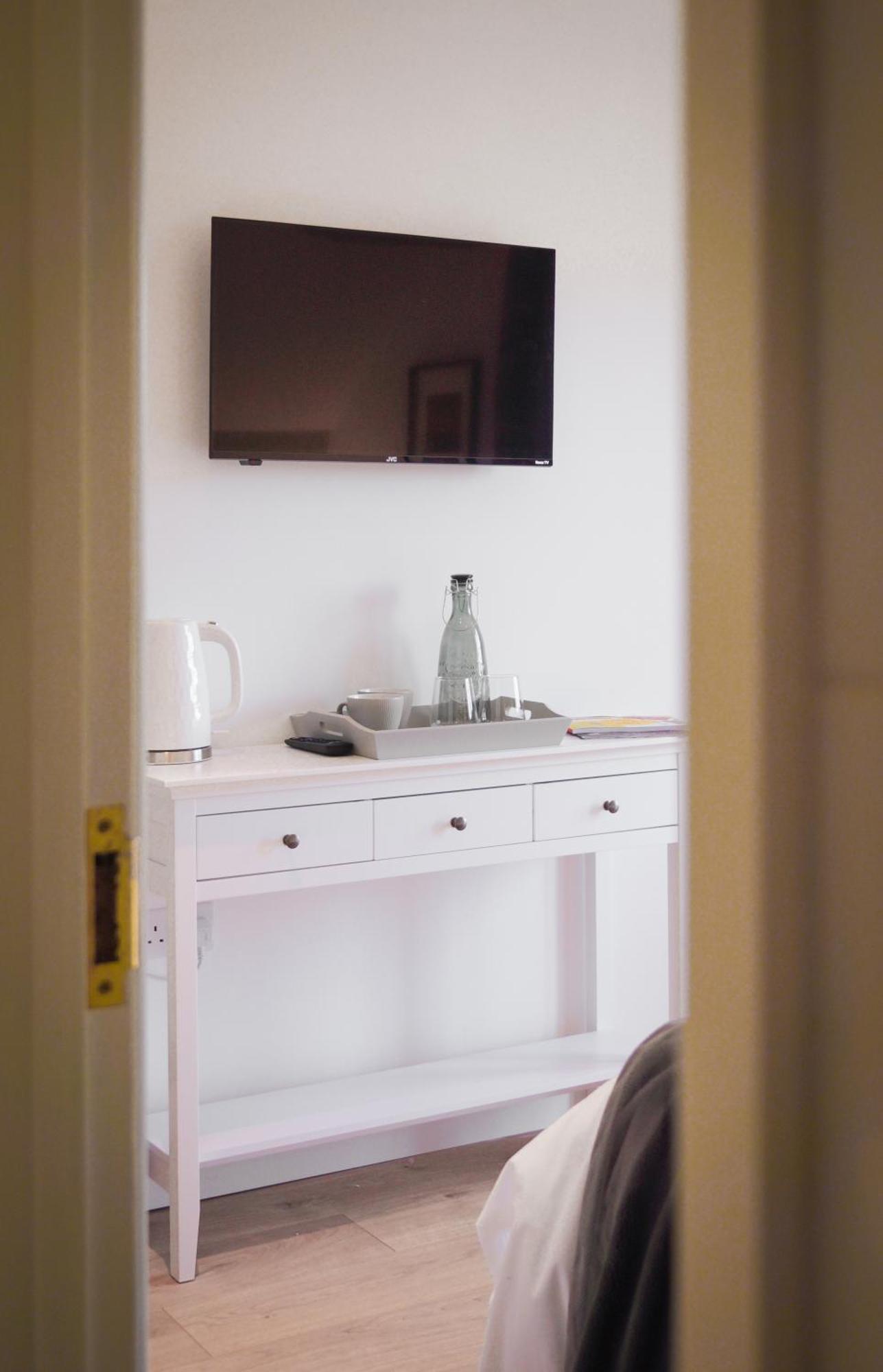 Lemon Tree Rooms - Newly Refurbished Coastal Stay Swyre Kültér fotó