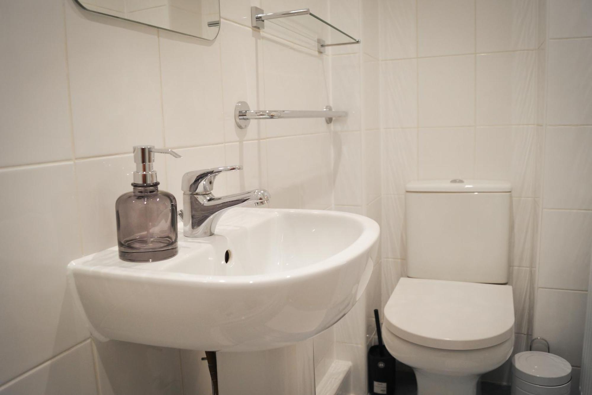 Lemon Tree Rooms - Newly Refurbished Coastal Stay Swyre Kültér fotó